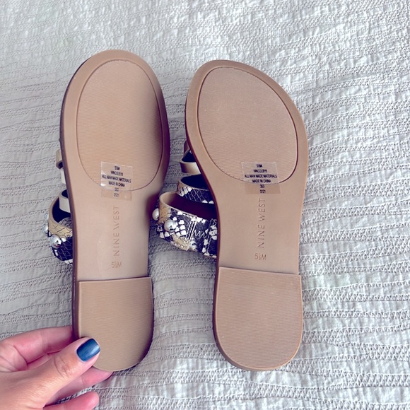 NWT - Nine West Sandals - Picture 2 of 2
